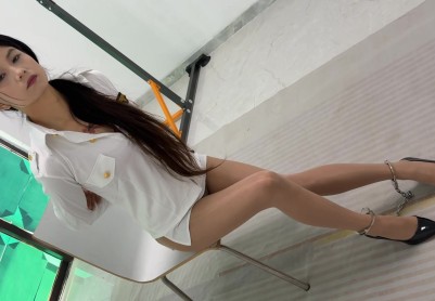 【冰悦原创】白色制服丝袜高跟鞋