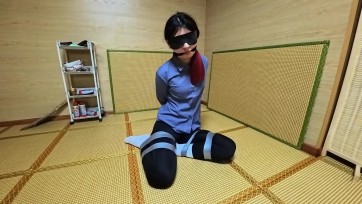 【渎竺】【川川】欧美图复刻！银色胶带折腿缚！