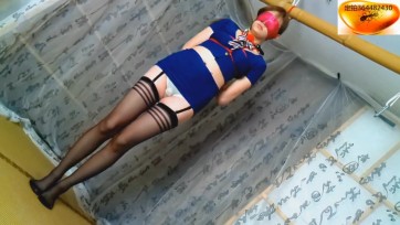 【绳舞飞扬】玩过界之失禁：170空乘在读，内入小炮机现场失禁（绝对小撸作品） 近90分钟一次过瘾！踮脚站立内入小炮机+卡夹温柔三角枕+鞭调+棒棒直接振 真的受不住了直接失禁！M诉说失...