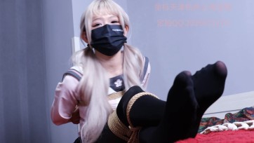 【雪宝日记】JK小妹妹被捆绑挣扎，自己限时逃脱