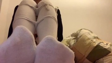 【誰要下車】白色长筒袜捆绑