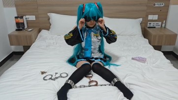 【苏苏】落入陷阱的初音，镣铐捆绑td逃脱（甜美日语撒娇对话）