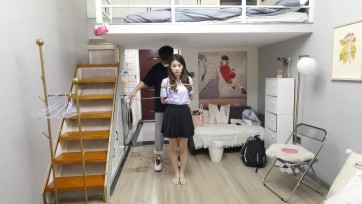 【奥特曼】网店老板娘婉瑜(上) 肉丝短裙 丝袜勒嘴 单脚吊