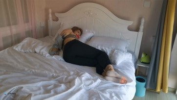 【JS】《闺蜜的阴谋》下 女女捆绑 阴谋套路闺蜜钱财