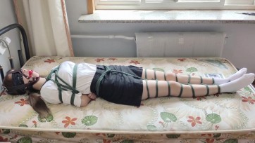 【玩奴原创】假装外出的弃置实验，大长腿丹丹蛇缚，口球堵嘴真实求救！