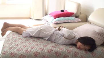 【逍遥】老模特护士装肉丝捆绑镣铐