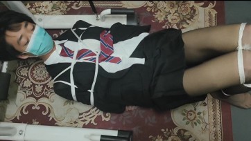 【拾光工作室】伪娘小盛第一次tk驷马捆绑，黑丝jk玩起来很爽