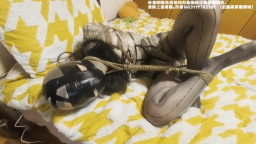【我的媳妇】246弹、双层灰丝+胶带缠绕+盘腿紧缚挣扎、胶带子夕、R夹虐R、电极片蹂躏+电击电yin、逃无可逃、强制按头深喉口舌侍奉